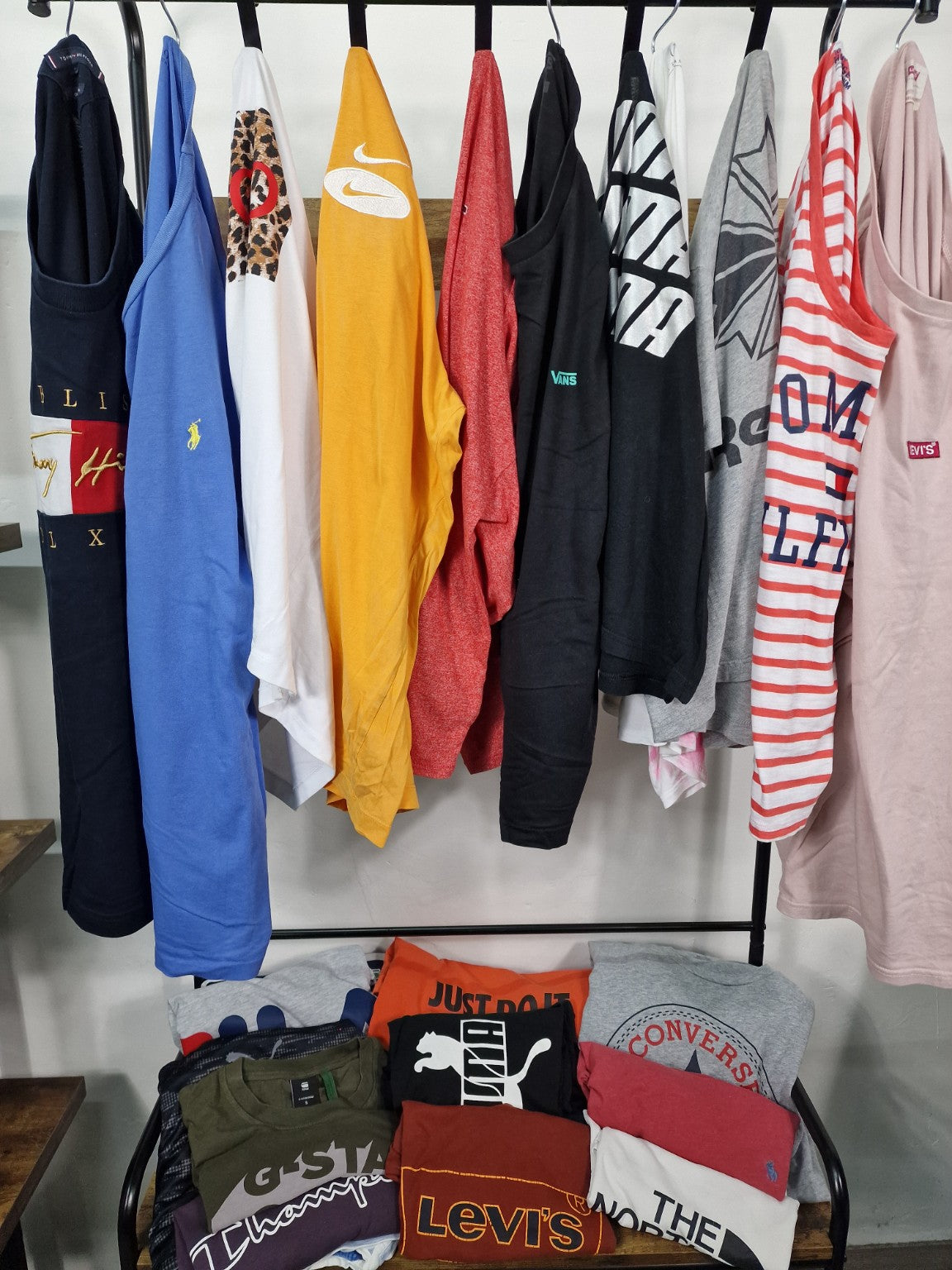 URBAN T-SHIRT BRAND BOX – T-SHIRT VINTAGE BRANDED SELEZIONAT