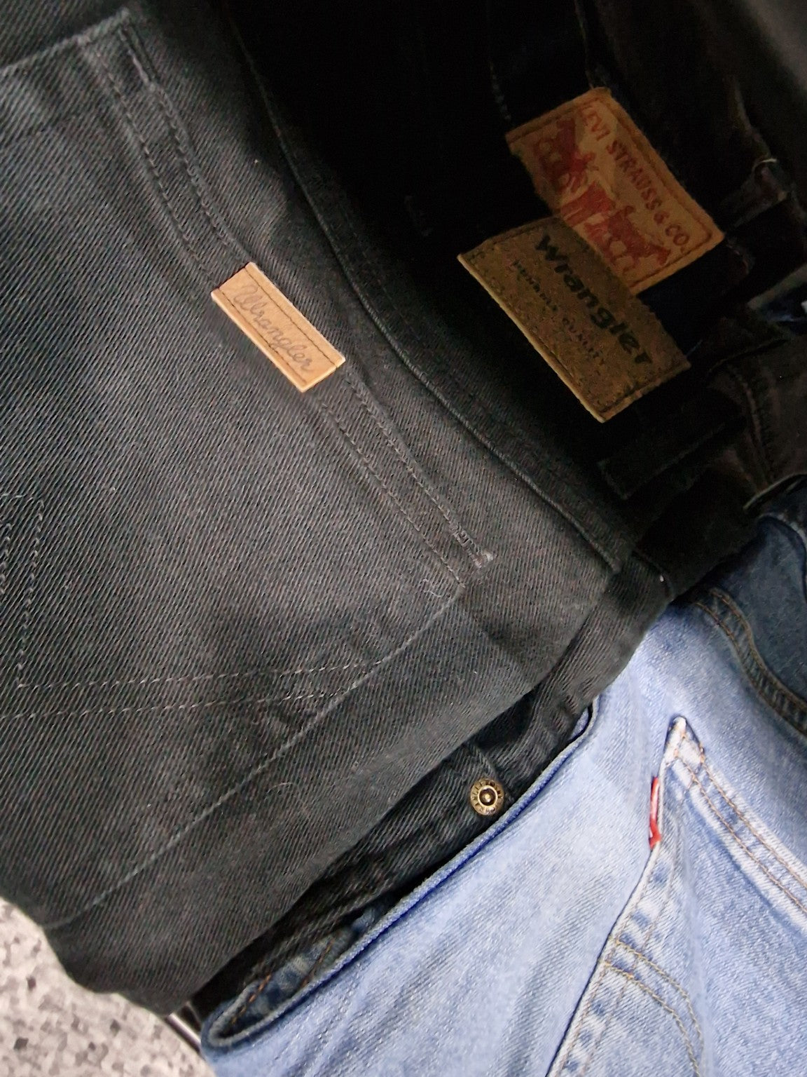 URBAN DENIM BRAND BOX – JEANS VINTAGE BRANDED SELEZIONATI